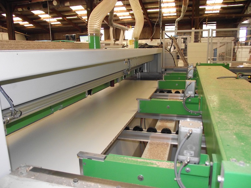 Cabinet Vision &ldquo;Costs Money, But Saves A Lot More,&rdquo; Says Bespoke Carcass Pioneer