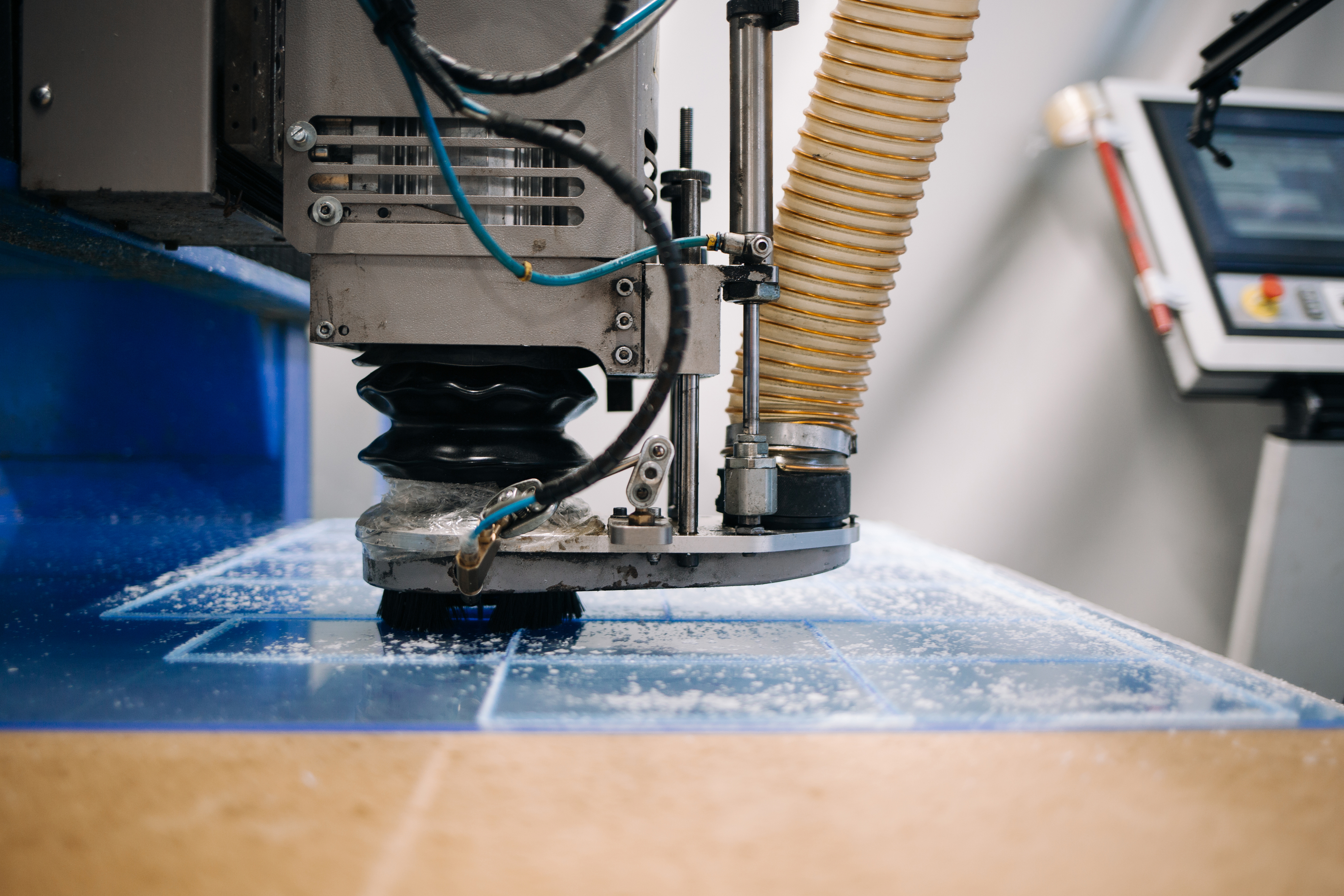 9 Conseils Pour Couper Du Plastique &agrave; L&rsquo;aide De Cabinet Vision